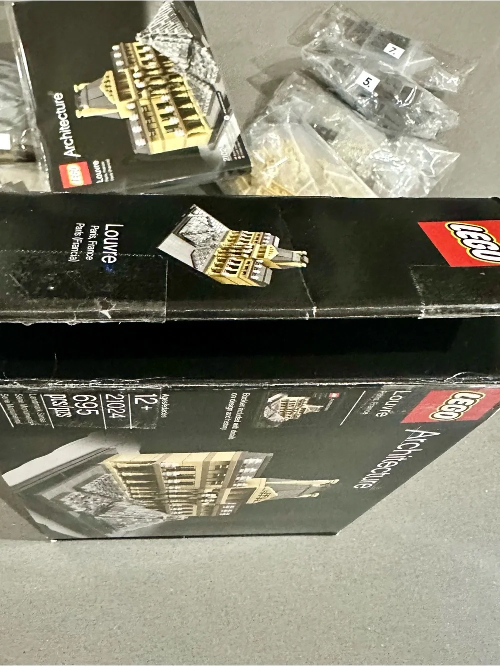 LEGO Architecture Louvre 21024 Complete w/ Box & Instructions Retired Set